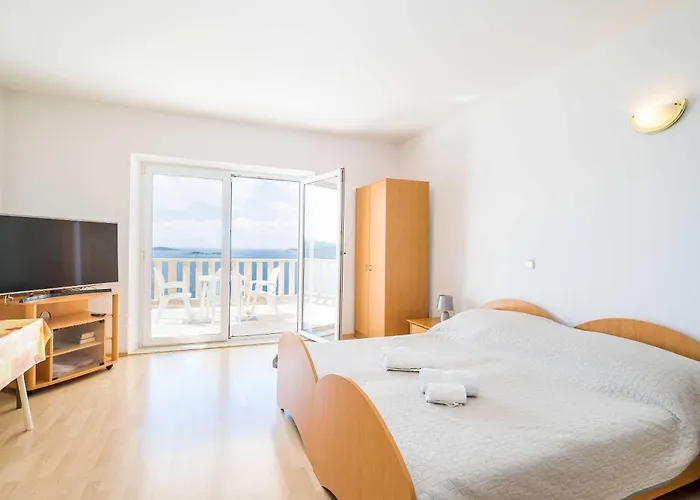 Apartments Marnic
