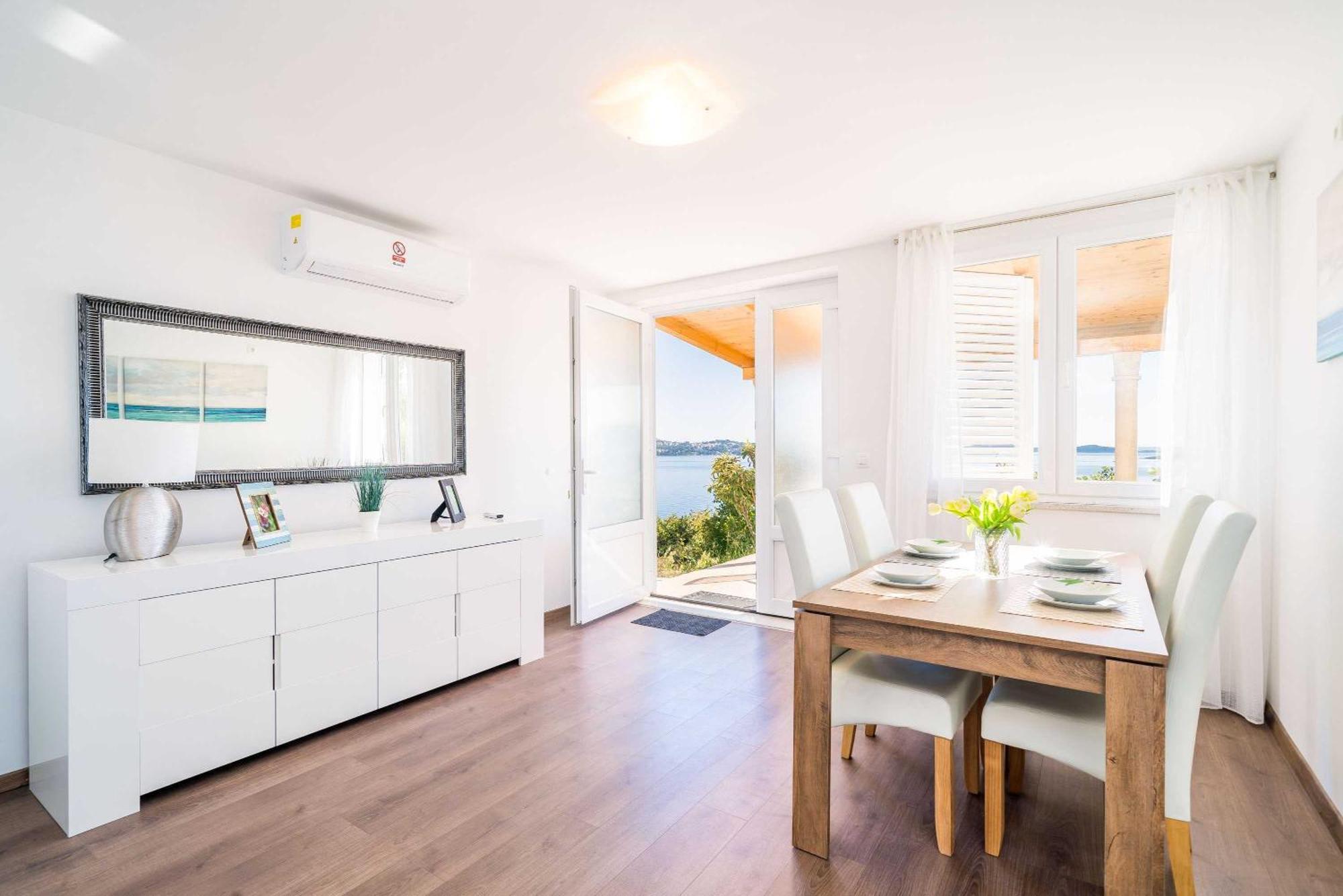 Apartment Marnic Mlini